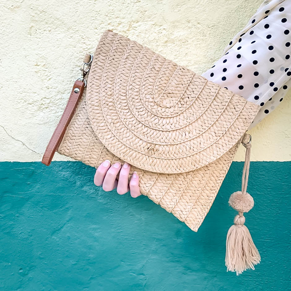 PENELOPE CLUTCH | SAND