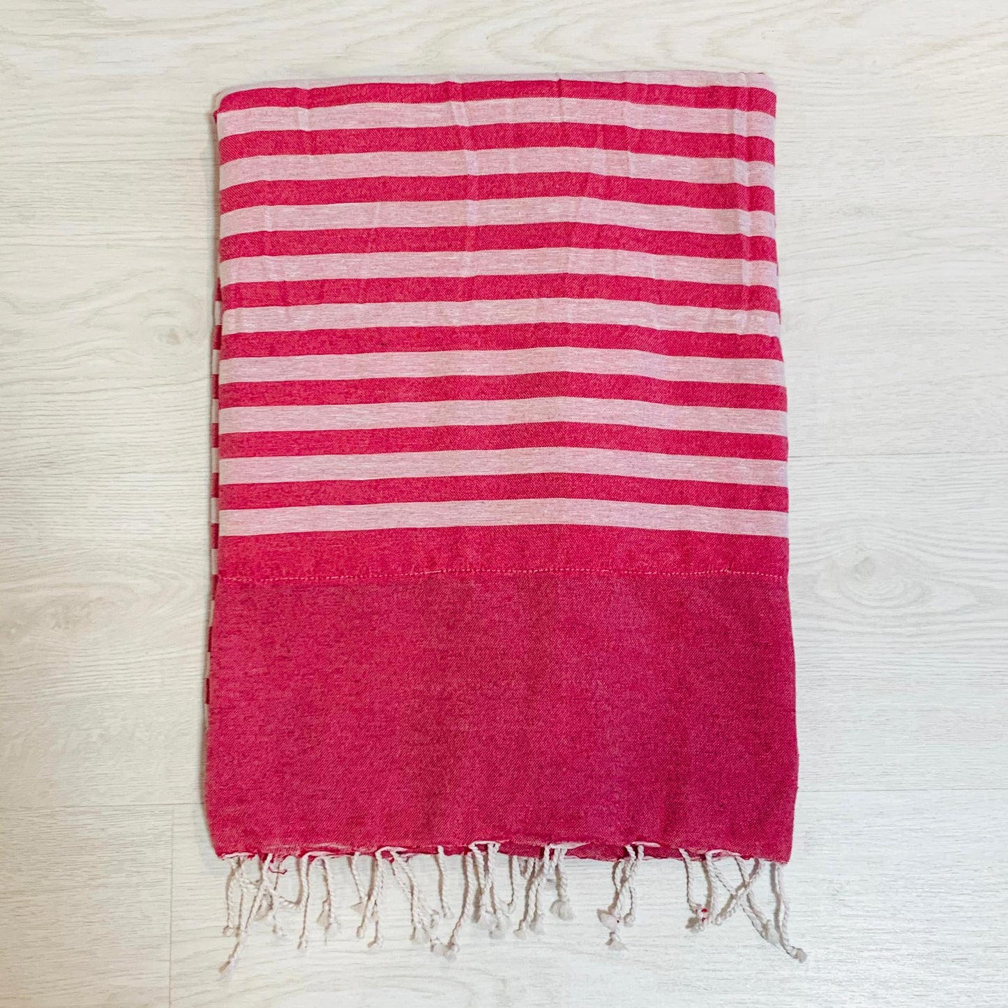 MONOGRAM BEACH TOWEL | Toalha de praia personalizada com monograma