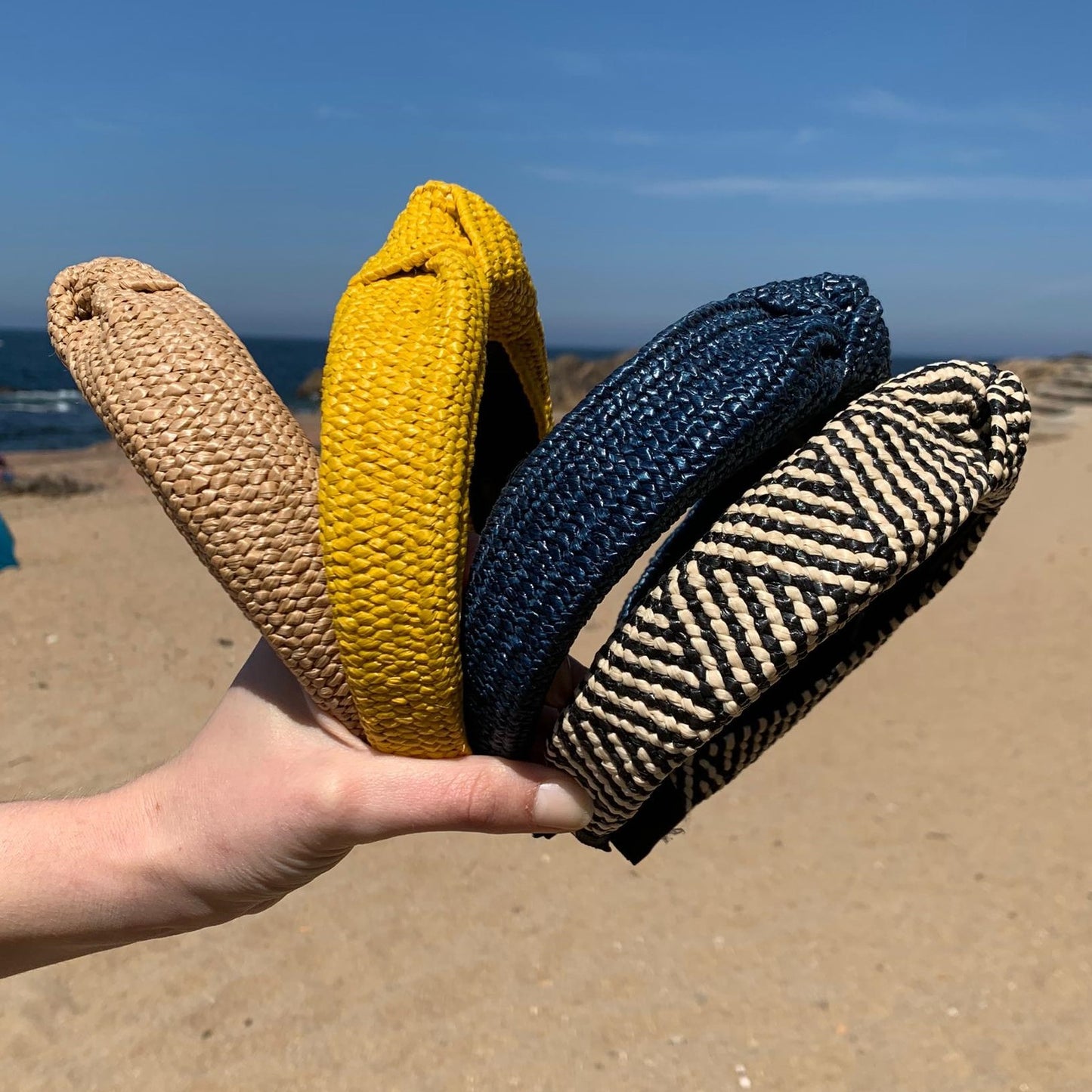 HARPER HEADBAND | Bandolete em ráfia natural