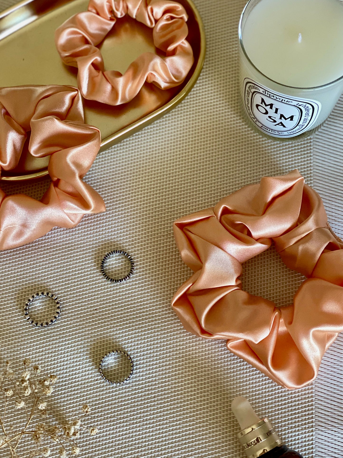 * PEACH * SCRUNCHIES