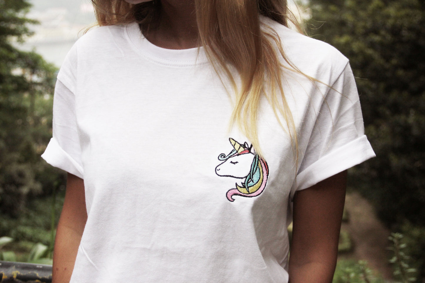 * UNICORN * EMBROIDERED TEE L&G | T-shirt bordada UNICÓRNIO