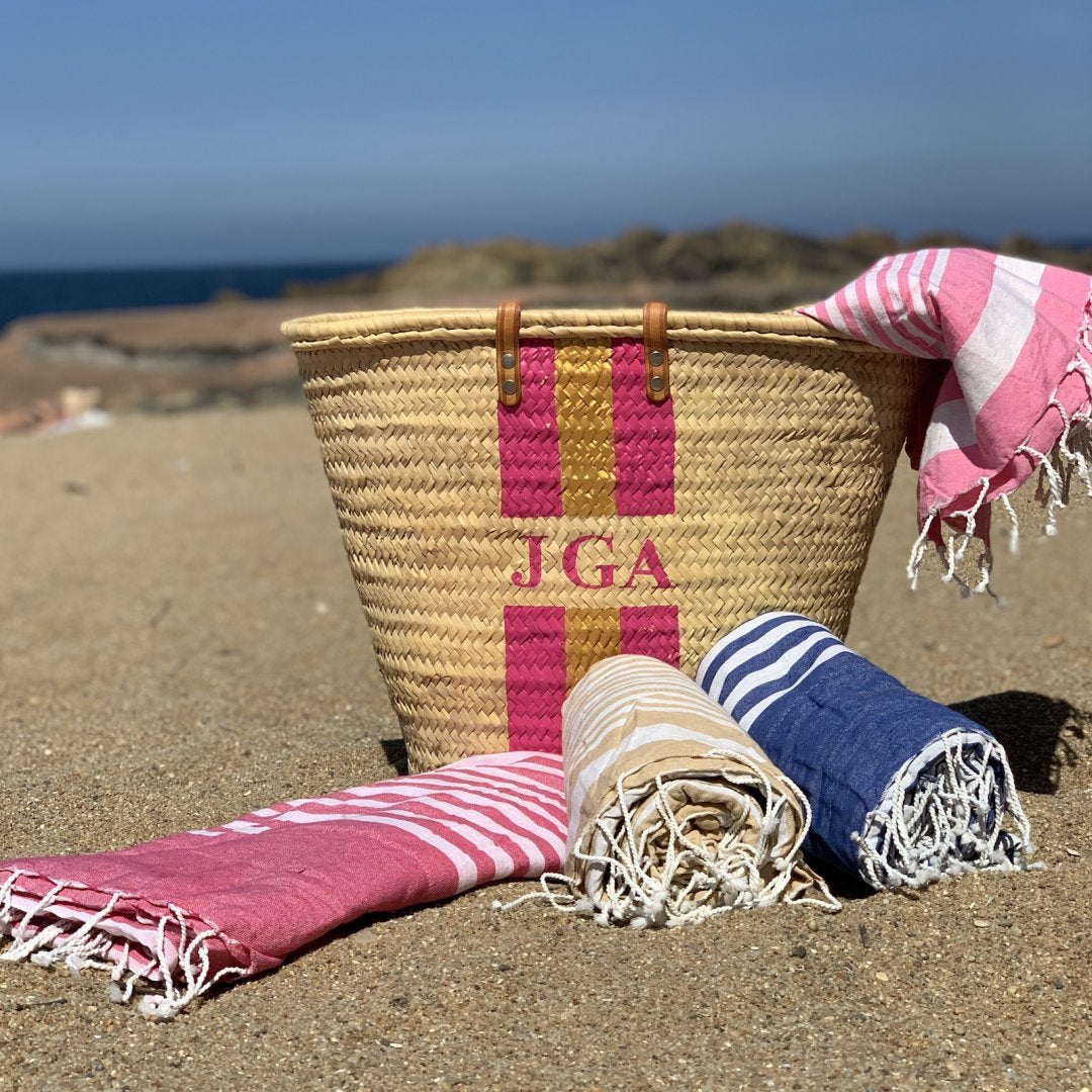 MONOGRAM BEACH TOWEL | Toalha de praia personalizada com monograma