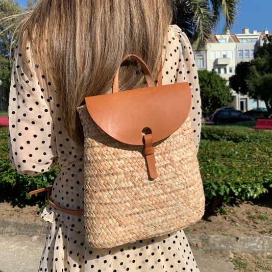 LILLY BACKPACK | Mochila em palma e pele